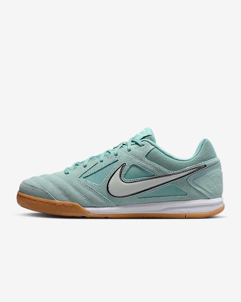 Nike Gato Men's Shoes. Nike JP